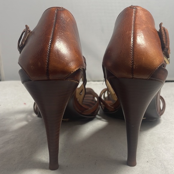 Cole Haan Verona Air T-Strap Brown Laser Cut Leather Open Toe Sandals Size 8 - Picture 5 of 13